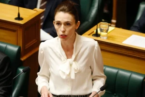 Thủ tướng New Zealand Jacinda Ardern phát biểu tại Quốc hội, ở Wellington, ngày 2-12. Ảnh: AP