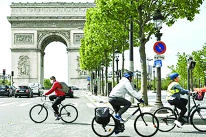 Paris chuyển đổi sinh thái