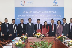 Lễ ký kết Thỏa thuận hợp tác giữa Cục SHTT và Trung tâm SHTT và chuyển giao công nghệ (ĐHQG TPHCM). Ảnh: most.gov.vn