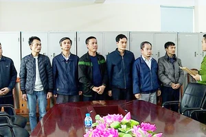 Điều tra 7 người nhận hối lộ tại 2 trung tâm đăng kiểm ở Hưng Yên