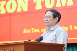 Thủ tướng Phạm Minh Chính: Kon Tum đẩy mạnh phát triển công nghiệp, du lịch