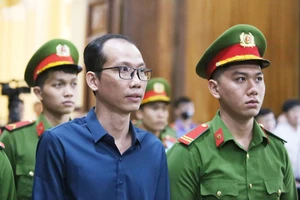 Cựu Giám đốc Bệnh viện TP Thủ Đức Nguyễn Minh Quân khai gì tại tòa?
