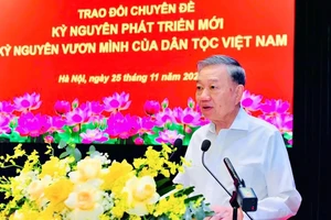 Tổng Bí thư Tô Lâm trao đổi chuyên đề về kỷ nguyên phát triển mới, kỷ nguyên vươn mình của dân tộc