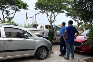 Cơ quan CSĐT khám xét xe và nơi làm việc của 4 thanh tra giao thông tỉnh Bà Rịa - Vũng Tàu
