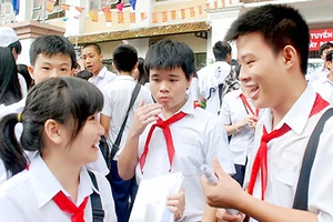 Học sinh Hà Nội thi vào Trường THPT Chu Văn An