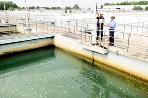 Hồ chứa nước thô Nhà máy nước Tân Hiệp. Ảnh: CAO THĂNG