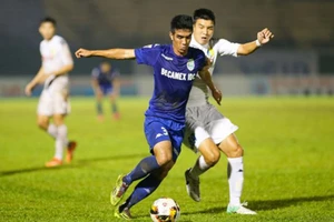 B.Bình Dương đã giành chiến thắng thuyết phục trước ĐKVĐ Hà Nội tại Vòng 18 Toyota V-League 2017