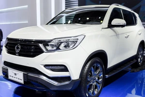 SsangYong cũng trình làng dòng SUV hạng D phân khúc cao cấp phiên bản G4 Rexton 2018. 