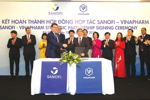 Sanofi Việt Nam và Vinapharm mở rộng quan hệ hợp tác