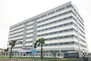 Khu nhà xưởng cao tầng hiện đại trong KCX Tân Thuận (quận 7, TPHCM) 