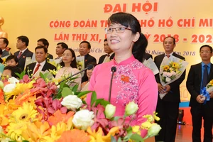 Đồng chí Trần Thị Diệu Thúy tái đắc cử Chủ tịch Liên đoàn Lao động TPHCM khóa XI