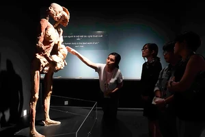 Xung quanh triển lãm “Sự bí ẩn đặc biệt của cơ thể người”: Gây tranh cãi vì chưa có tiền lệ