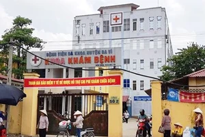 Vụ trao nhầm con ở Bệnh viện Đa khoa huyện Ba Vì, Hà Nội: Sơ suất gây oan nghiệt!
