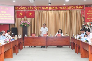 Giám đốc Sở TN-MT TPHCM Nguyễn Toàn Thắng phát biểu chỉ đạo tại hội nghị. Ảnh: VIỆT DŨNG