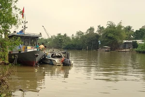 Một CSGT đường thủy mất tích khi tuần tra trên sông Hậu
