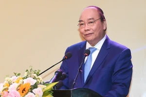Thủ tướng Nguyễn Xuân Phúc gợi mở nhiều vấn đề phát triển bền vững ĐBSCL
