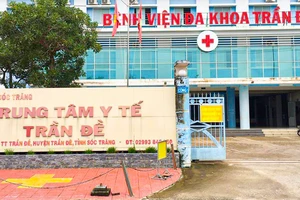 Bắt tạm giam một cán bộ Trung tâm Y tế ở Sóc Trăng