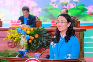 Bà Lê Thị Sương Mai tái đắc cử Chủ tịch Liên đoàn Lao động TP Cần Thơ