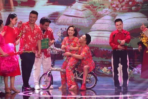 Nghệ sĩ Việt Hương ra mắt chương trình tết – Khi danh hài hát