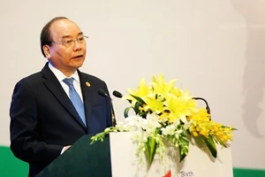 Thủ tướng Nguyễn Xuân Phúc đến dự và phát biểu tại phiên khai mạc Kỳ họp GEF 6