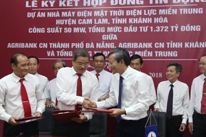 EVNCPC và Agribank ký kết hợp đồng tín dụng đầu tư xây dựng Nhà máy điện mặt trời Điện lực miền Trung 