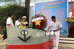 Ban Liên lạc Bộ đội Trường Sa tổ chức lễ tưởng niệm 64 liệt sĩ Gạc Ma