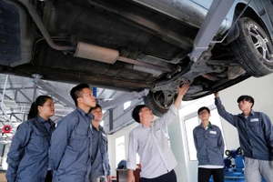 Xưởng thực hành ô tô của Trường Đại học Đông Á vừa đưa vào sử dụng