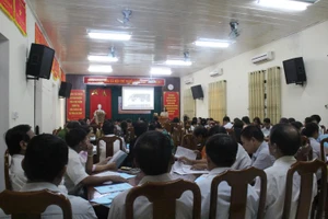 Hội thảo khoa học tham vấn thành phố Đà Nẵng an toàn - không bạo lực đối với phụ nữ và trẻ em gái