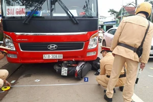 Công an TP Đà Lạt đang xử lý hiện trường vụ tai nạn