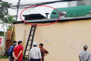 Lên mái nhà thông ống khói, người đàn ông bị điện giật nguy kịch