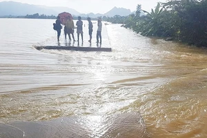 Các huyện phía Tây của Hà Nội bị ngập 