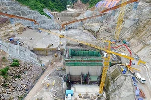 Việt Nam và Lào tiếp tục hợp tác khai thác mỏ muối kali, đưa điện Lào về Việt Nam