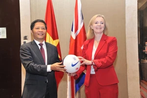 Việt Nam chính thức ký kết UKVFTA, thực thi từ 31-12-2020
