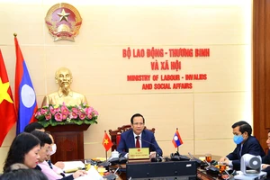 Việt Nam tiếp tục đào tạo cán bộ và nguồn lao động cho Lào