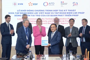 Pháp hỗ trợ Việt Nam giảm 30% khí thải trong ngành điện