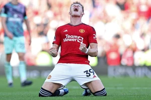 Man United và “ca khó” mang tên McTominay
