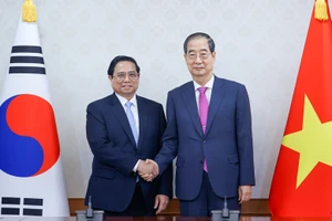 Thủ tướng Hàn Quốc Han Duck Soo hoan nghênh chuyến thăm chính thức Hàn Quốc của Thủ tướng Phạm Minh Chính 