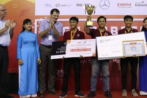 Sinh viên Trường ĐH Nguyễn Tất Thành vô địch cuộc thi VGU Robocon 2019 