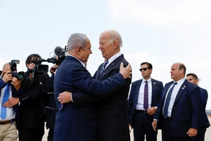Tổng thống Mỹ Joe Biden đã đến Israel 