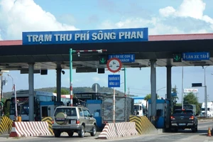 Trạm thu phí Sông Phan trên địa bàn tỉnh Bình Thuận. 