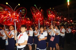 Dừng tổ chức một trong những Lễ hội Trung thu lớn nhất Việt Nam.