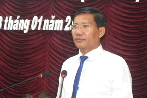 Ông Nguyễn Hoài Anh, Phó Bí thư Thường trực Tỉnh ủy Bình Thuận được bầu giữ chức Chủ tịch HĐND tỉnh. (Ảnh chụp tại Kỳ họp thứ 8 - HĐND tỉnh Bình Thuận khóa X).