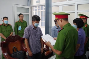 Ninh Thuận: Khởi tố, cấm đi khỏi nơi cư trú đối với Phó Chủ tịch UBND huyện Thuận Nam và 3 cán bộ cấp huyện