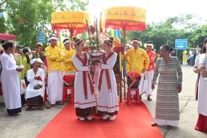 Tưng bừng Lễ hội Katê của đồng bào Chăm theo đạo Bàlamôn tỉnh Bình Thuận