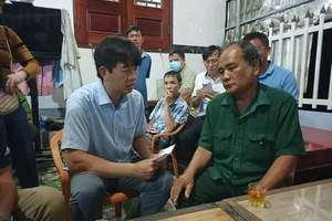 Chính quyền TP Phan Thiết thăm hỏi gia đình anh Nguyễn Hữu Đốn