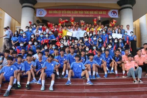 Sau gần 30 năm chờ đợi, năm 2022, đội bóng đá Bình Thuận đã giành vé lên chơi giải hạng nhất 2023