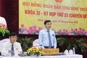 Ông Nguyễn Hoài Anh, Bí thư Tỉnh ủy, Chủ tịch HĐND tỉnh Bình Thuận chủ trì kỳ họp