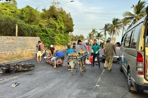 Hiện trường vụ tai nạn nghiêm trọng