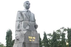 Tuổi trẻ Hà Tĩnh kỷ niệm ngày sinh Tổng Bí thư Trần Phú 