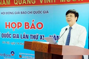 Ông Hồ Quang Lợi phát biểu tại buổi họp báo công bố Giải thưởng Giải báo chí Quốc gia